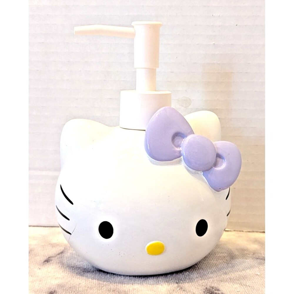 Hello Kitty Liquid Soap Dispenser White Purple Bow ABS Plastic 6 x 4-in Bath
